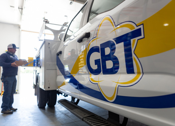 Loading GBT Truck